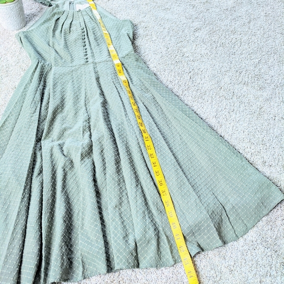 NWT Moss Green Gal Meets Glam Textured Dress - Picture 11 of 12